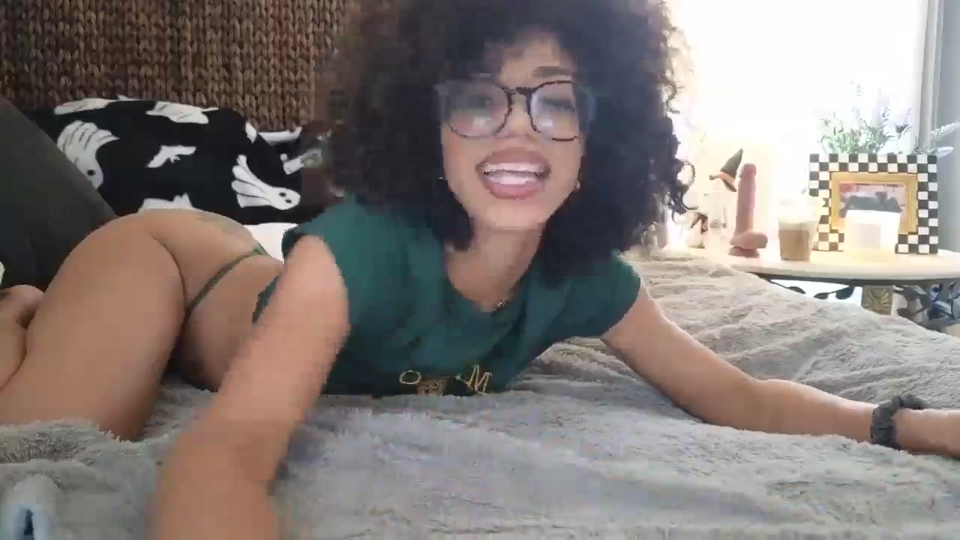 Gallery image thumbnail from Hailey_Love_'s myfreecams stream on, 10/15/2025, 14:38 image 3 of 20
