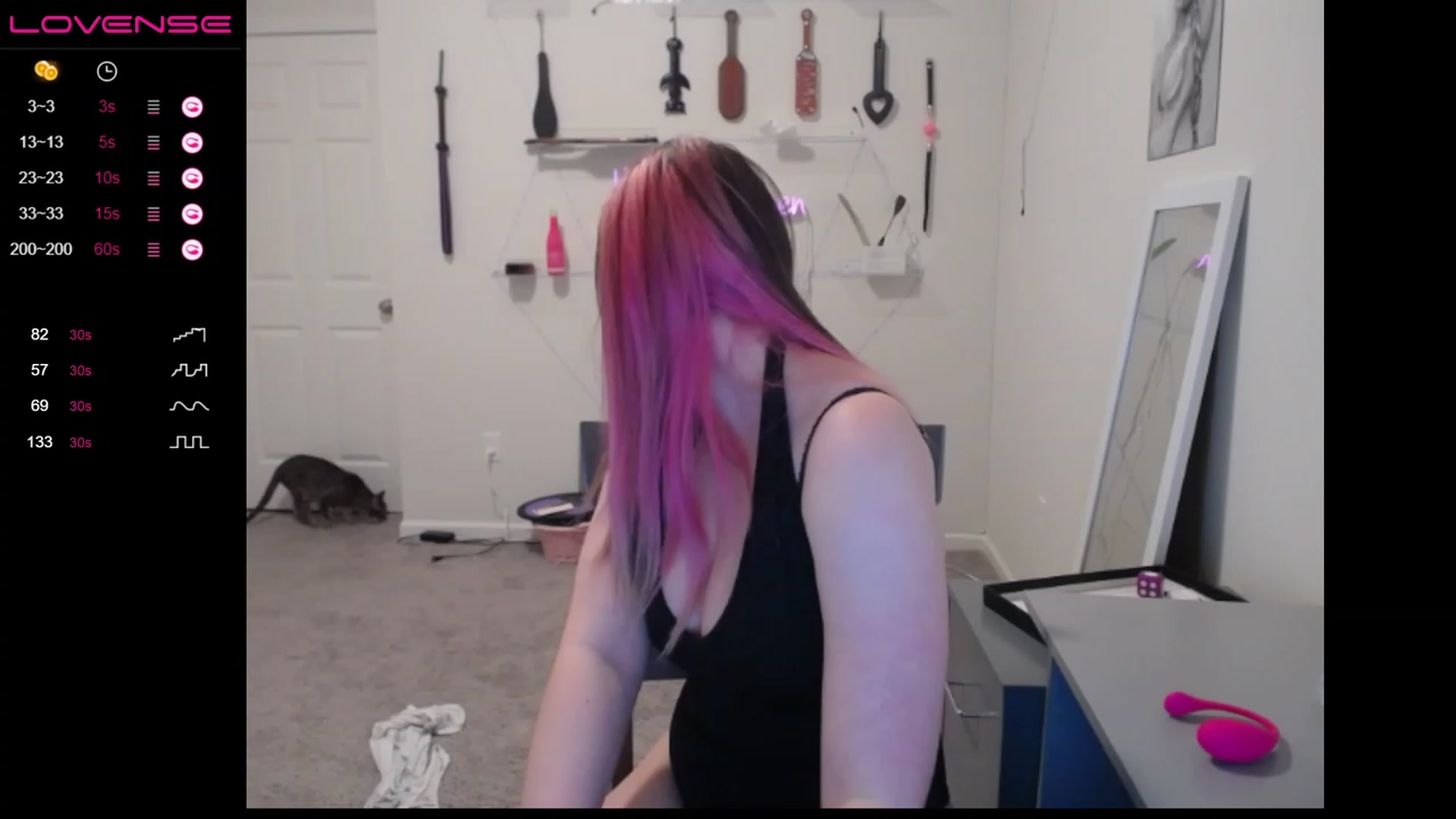 Gallery image thumbnail from HailzTheQueen's myfreecams stream on, 04/12/2023, 01:51 image 9 of 20