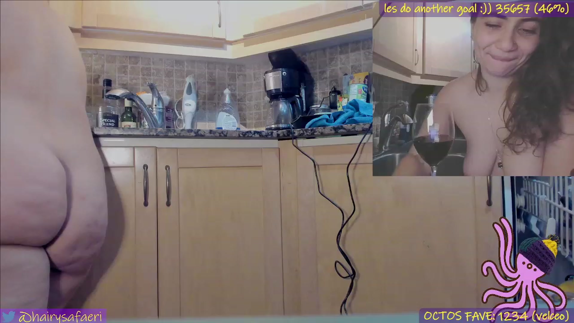 Gallery image thumbnail from HairySafaeri's myfreecams stream on, 11/16/2022, 08:01 image 16 of 20