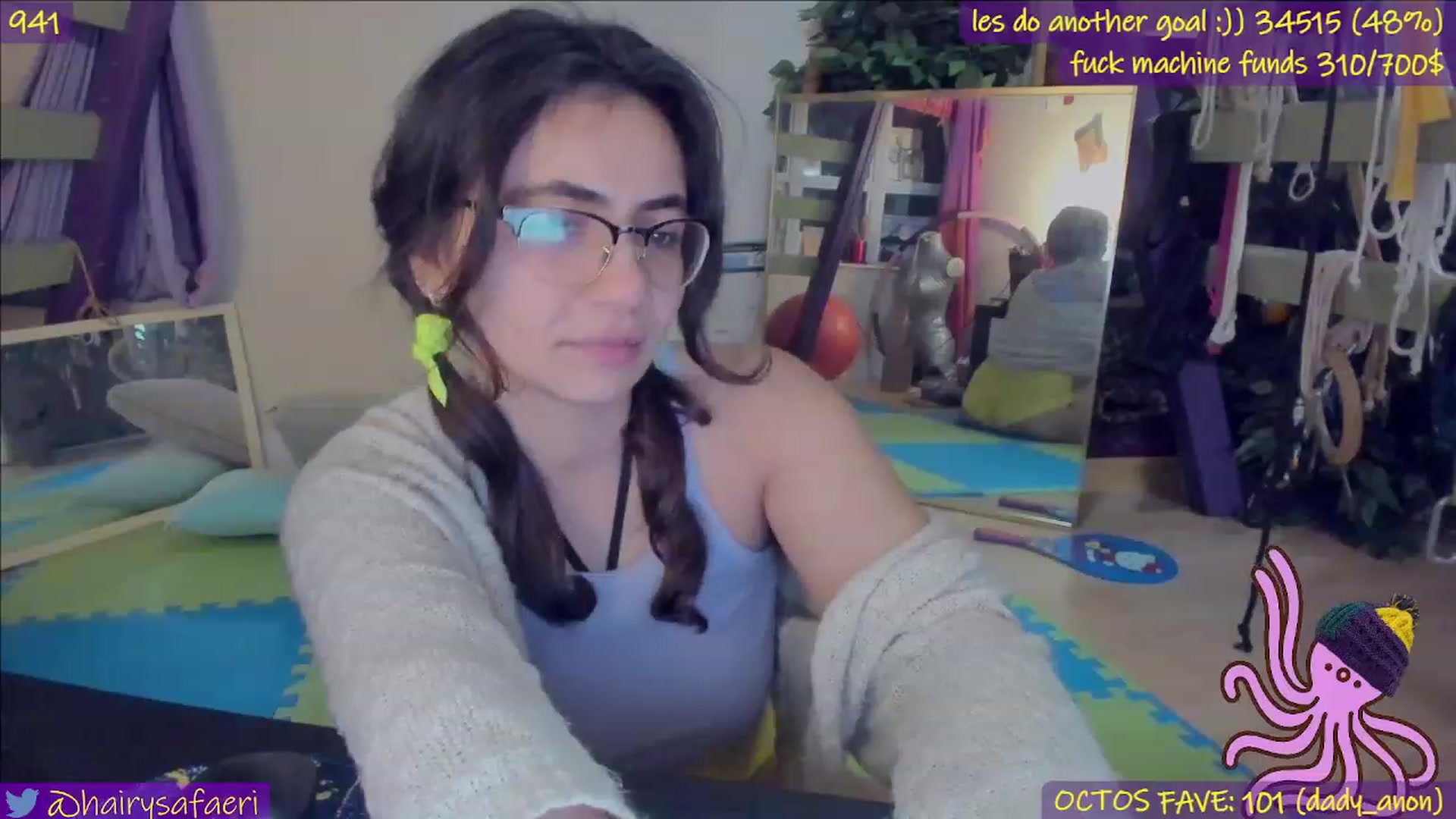 Gallery image thumbnail from HairySafaeri's myfreecams stream on, 11/18/2022, 01:08 image 7 of 20