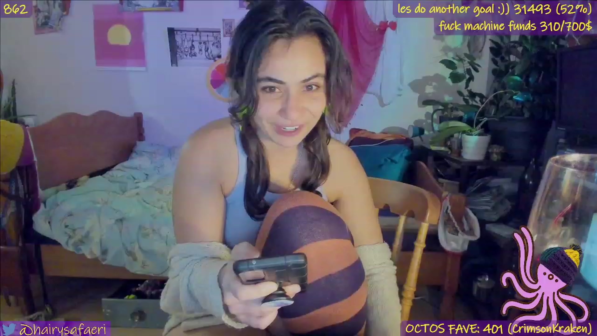 Gallery image thumbnail from HairySafaeri's myfreecams stream on, 11/18/2022, 04:47 image 9 of 20
