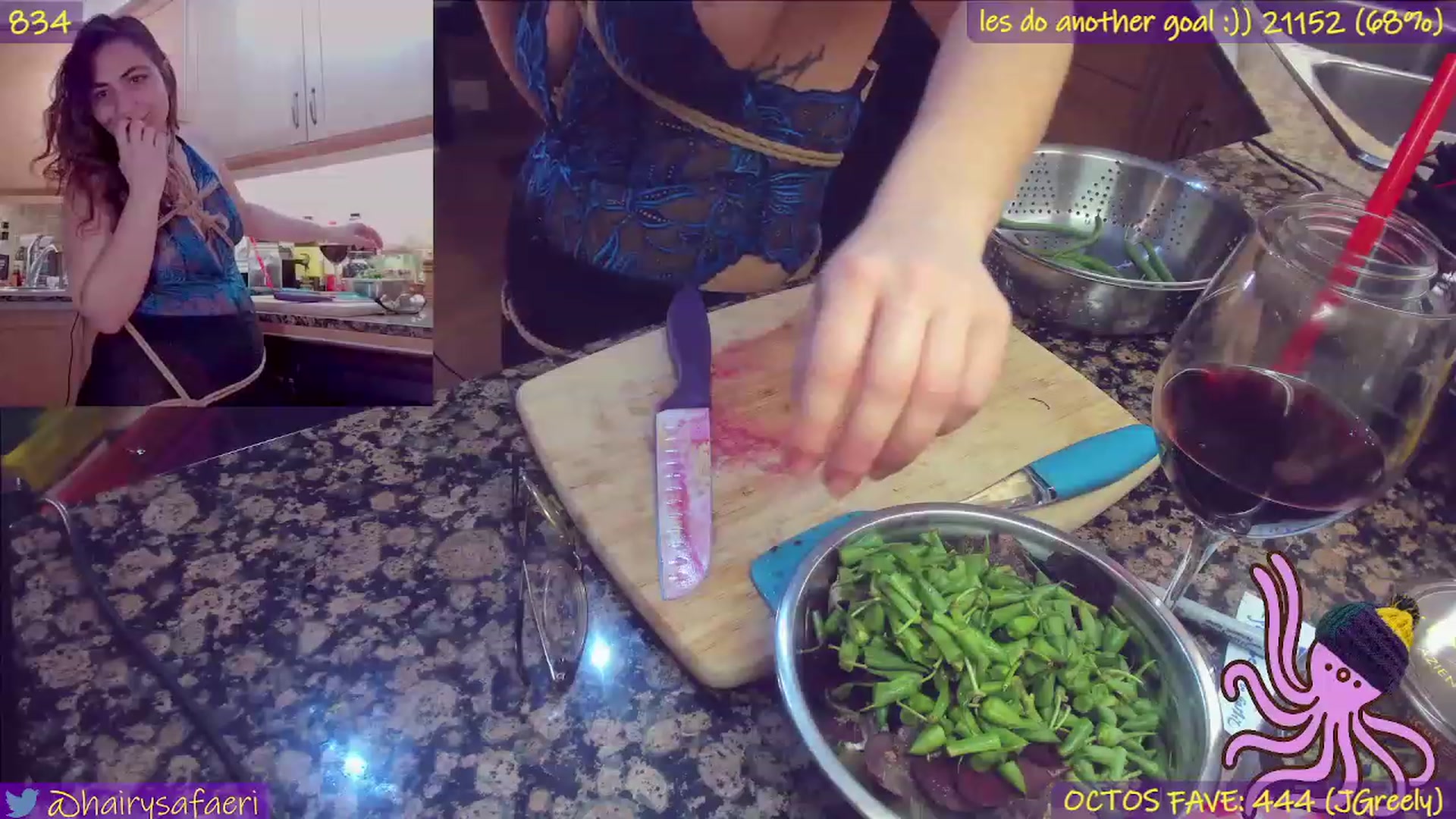 Gallery image thumbnail from HairySafaeri's myfreecams stream on, 11/24/2022, 24:10 image 11 of 20