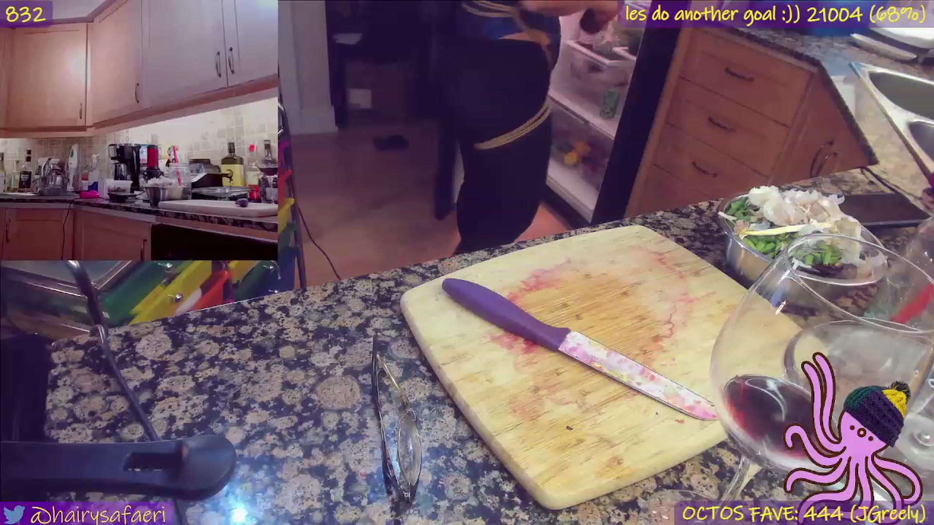Gallery image thumbnail from HairySafaeri's myfreecams stream on, 11/24/2022, 24:10 image 16 of 20