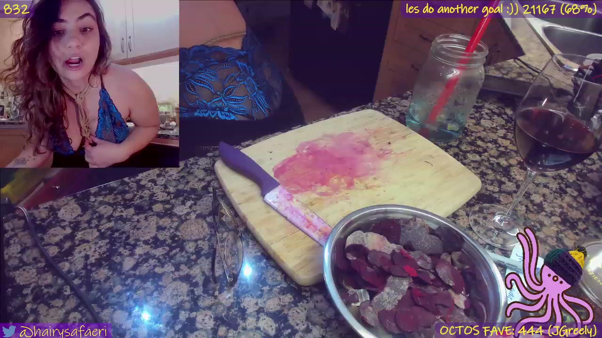 Gallery image thumbnail from HairySafaeri's myfreecams stream on, 11/24/2022, 24:10 image 8 of 20