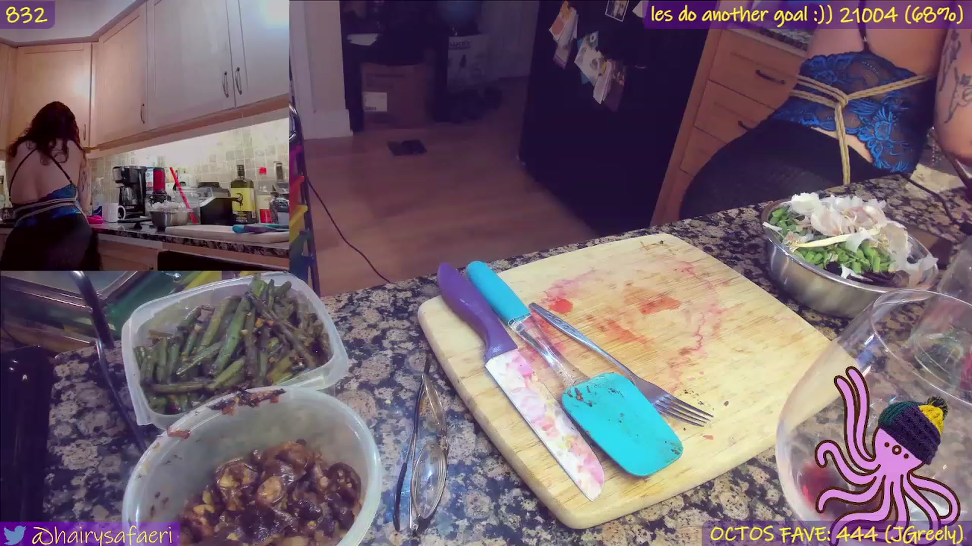 Gallery image thumbnail from HairySafaeri's myfreecams stream on, 11/24/2022, 24:10 image 18 of 20
