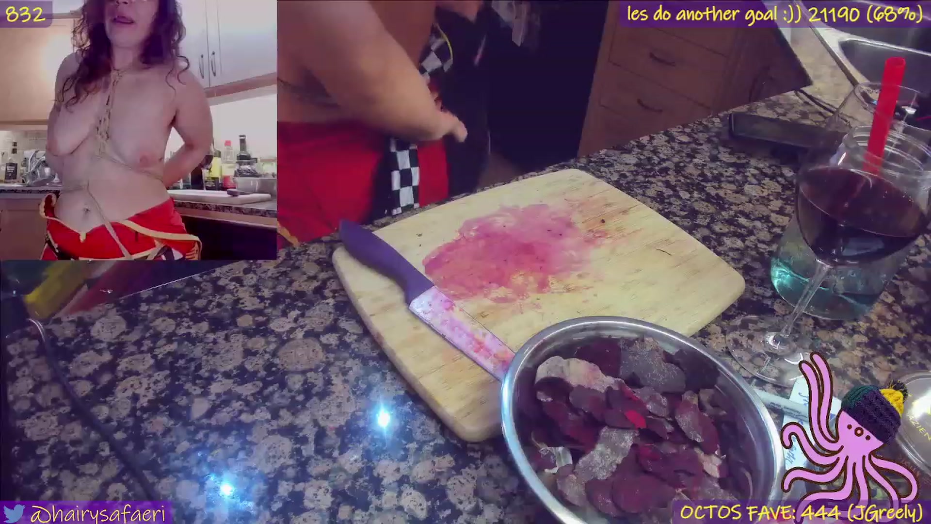 Gallery image thumbnail from HairySafaeri's myfreecams stream on, 11/24/2022, 24:10 image 6 of 20