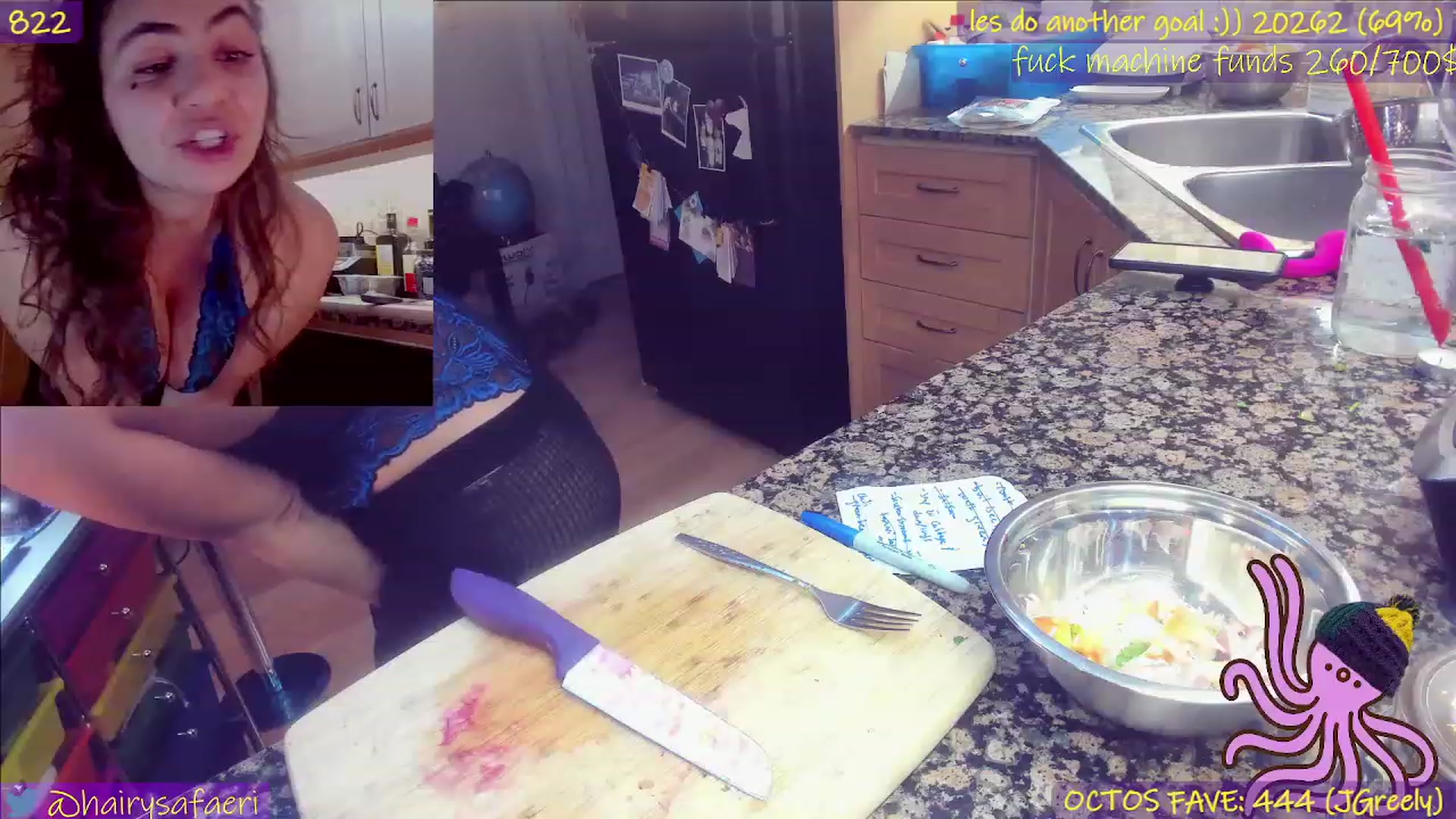 Gallery image thumbnail from HairySafaeri's myfreecams stream on, 11/24/2022, 01:52 image 16 of 20