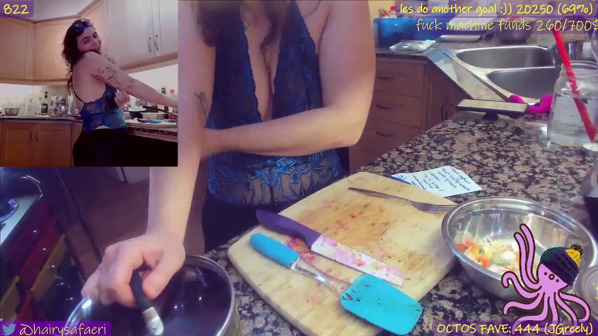 Gallery image thumbnail from HairySafaeri's myfreecams stream on, 11/24/2022, 01:52 image 18 of 20