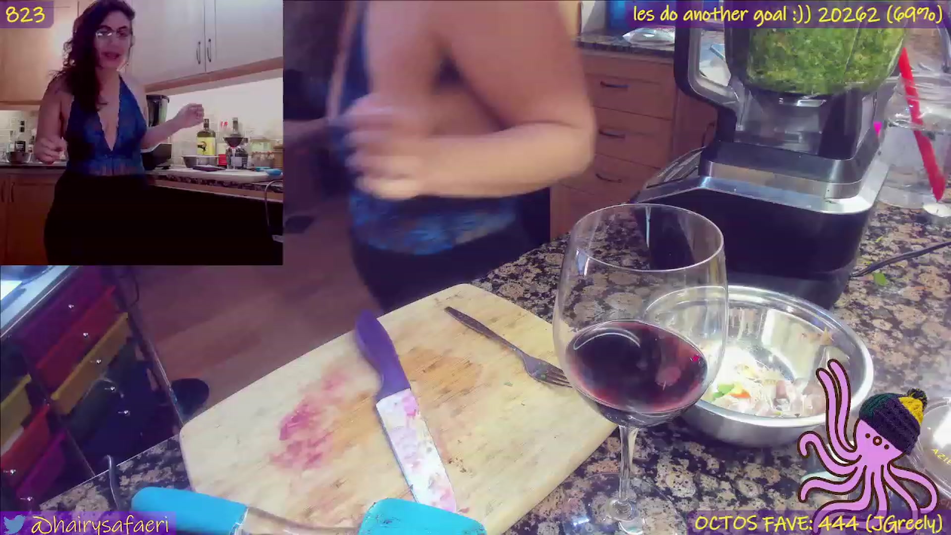 Gallery image thumbnail from HairySafaeri's myfreecams stream on, 11/24/2022, 01:52 image 5 of 20