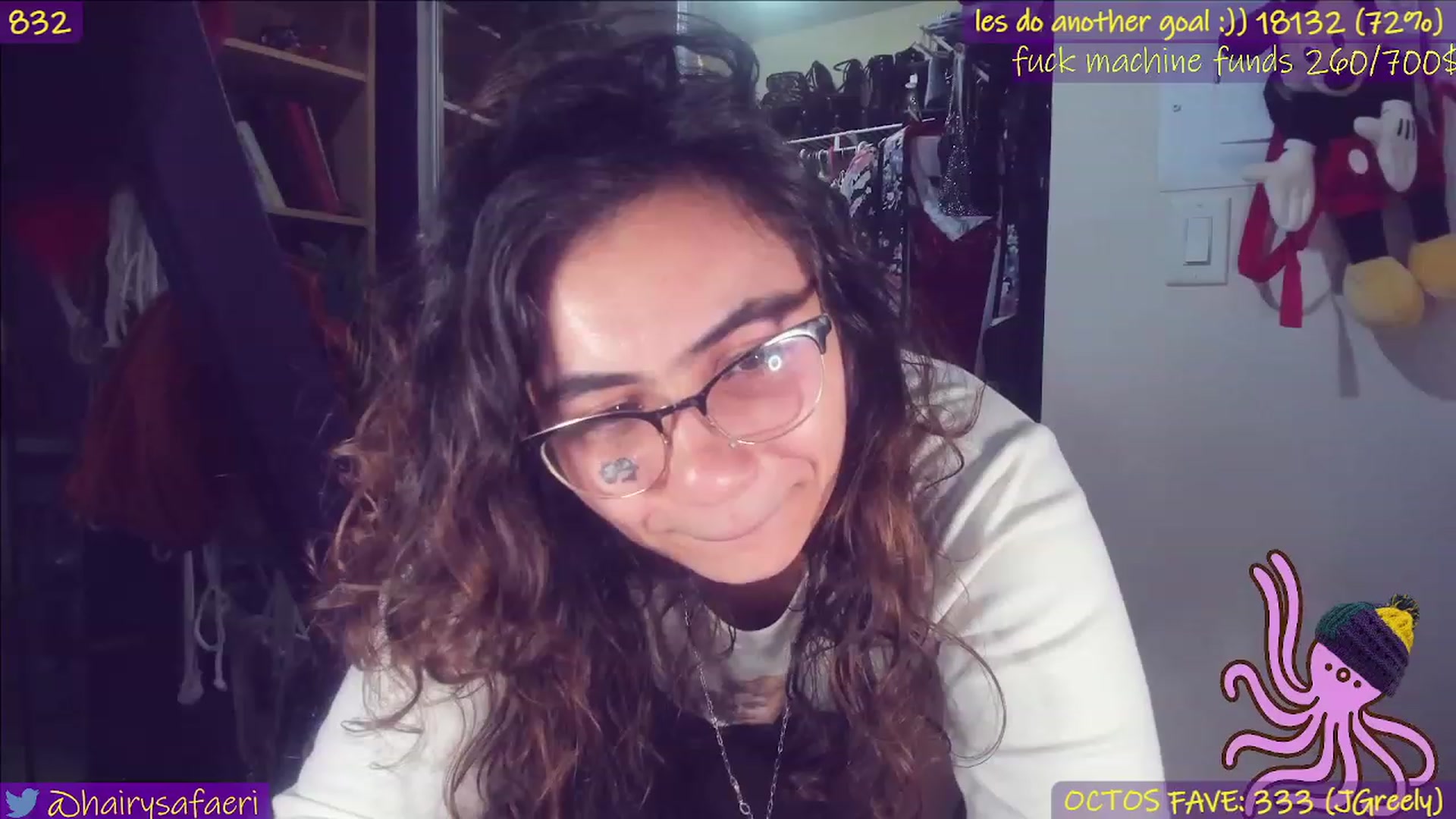 Gallery image thumbnail from HairySafaeri's myfreecams stream on, 11/26/2022, 24:12 image 8 of 20