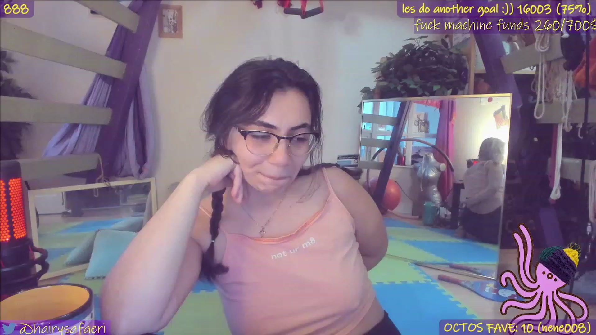Gallery image thumbnail from HairySafaeri's myfreecams stream on, 11/27/2022, 21:16 image 18 of 20
