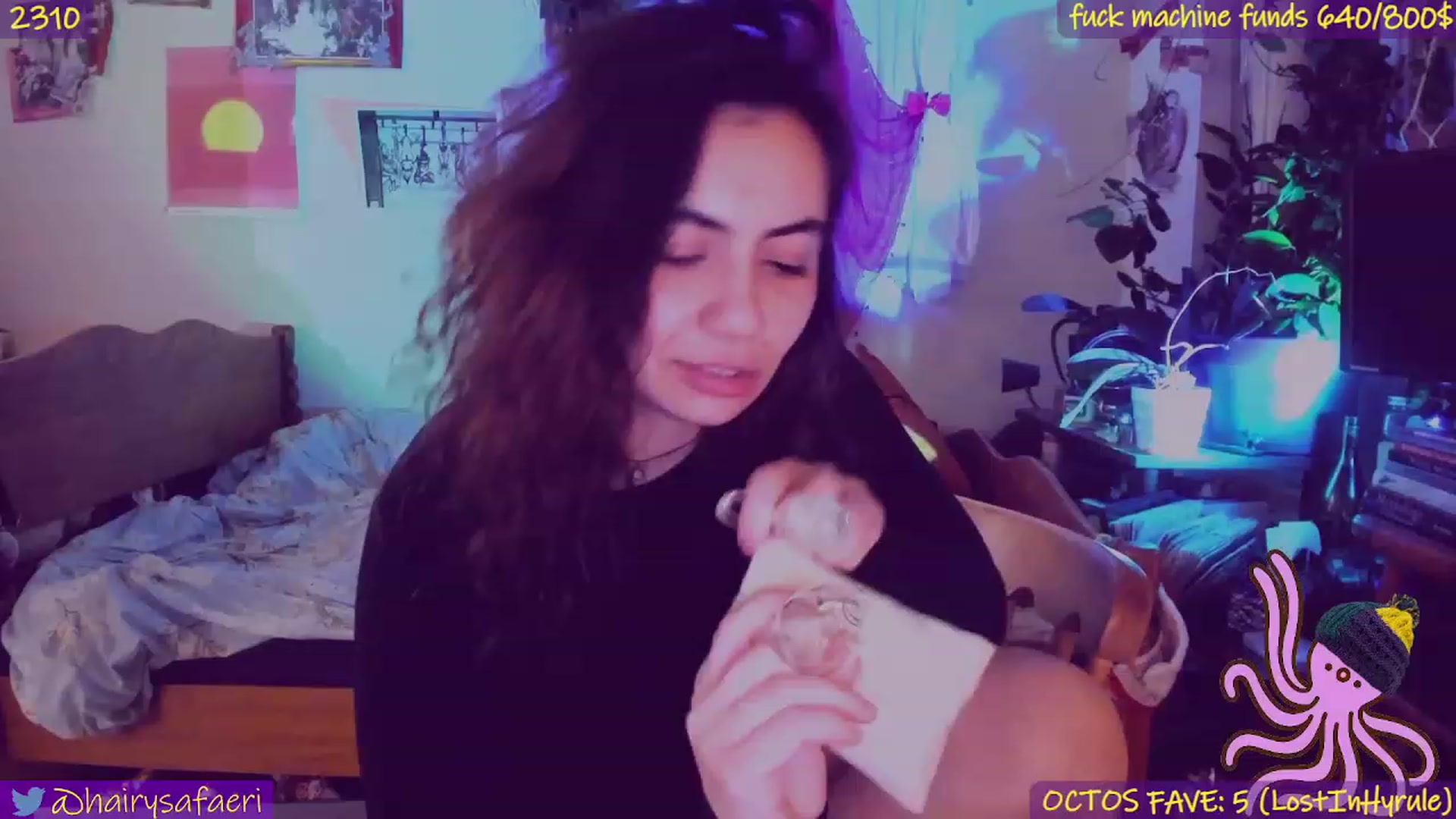 Gallery image thumbnail from HairySafaeri's myfreecams stream on, 12/05/2022, 02:55 image 6 of 20