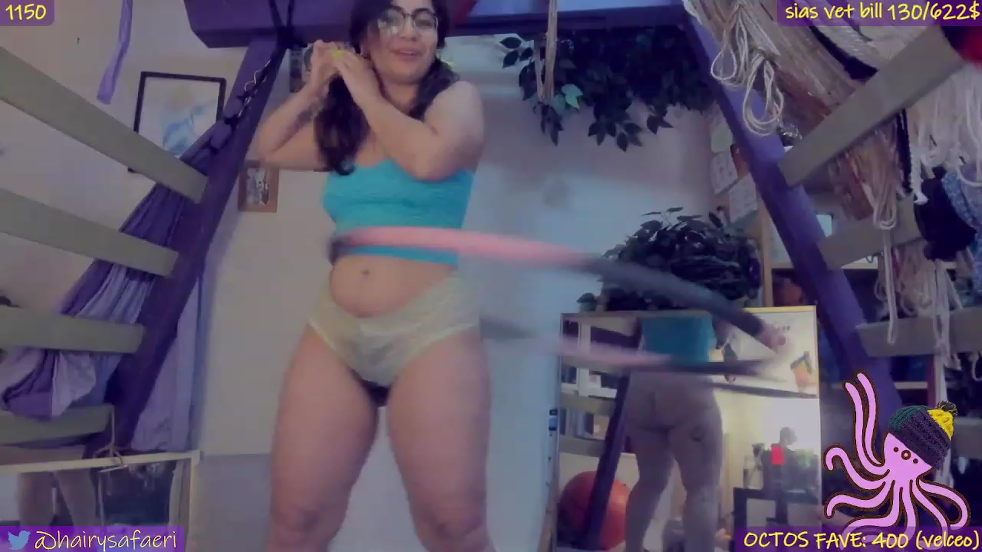 Gallery image thumbnail from HairySafaeri's myfreecams stream on, 12/16/2022, 22:23 image 19 of 20