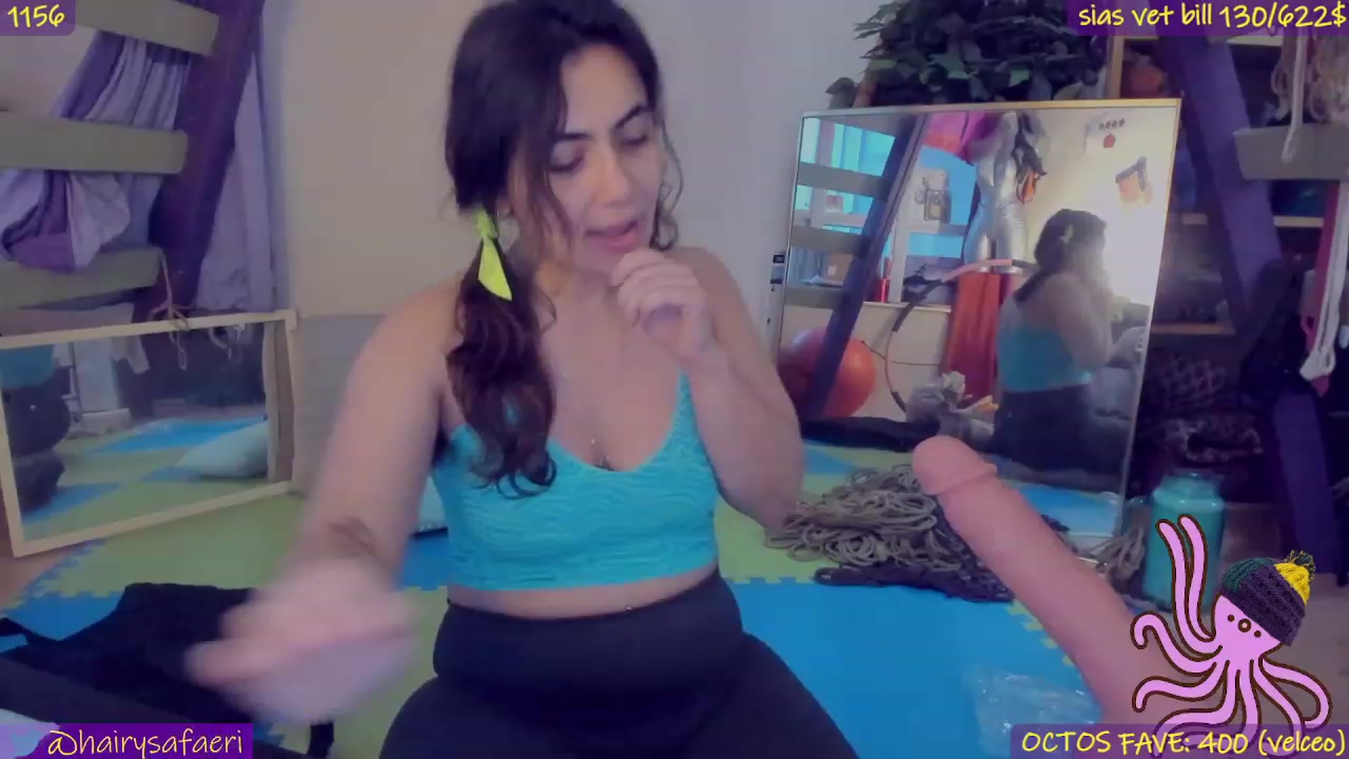 Gallery image thumbnail from HairySafaeri's myfreecams stream on, 12/16/2022, 22:23 image 5 of 20