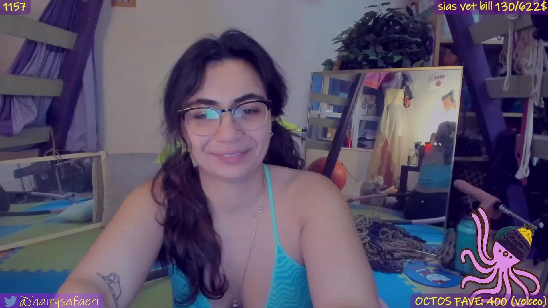 Gallery image thumbnail from HairySafaeri's myfreecams stream on, 12/16/2022, 22:23 image 15 of 20