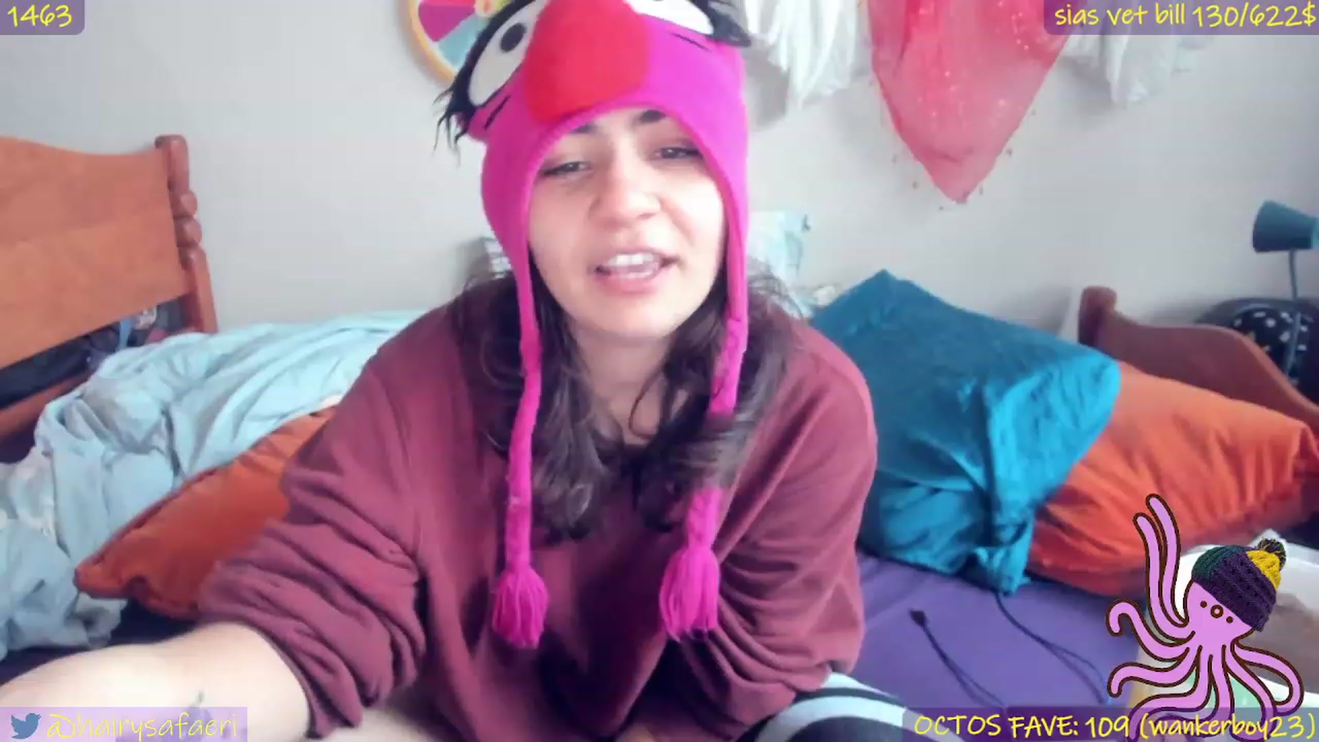 Gallery image thumbnail from HairySafaeri's myfreecams stream on, 12/24/2022, 18:45 image 16 of 20