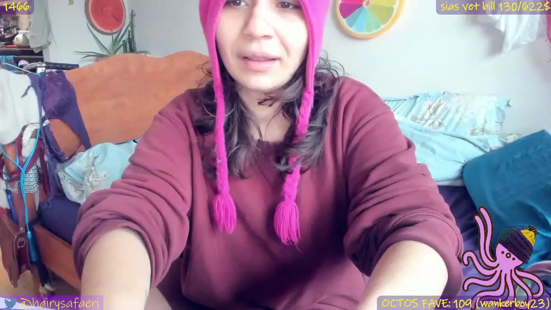 Gallery image thumbnail from HairySafaeri's myfreecams stream on, 12/24/2022, 18:45 image 8 of 20