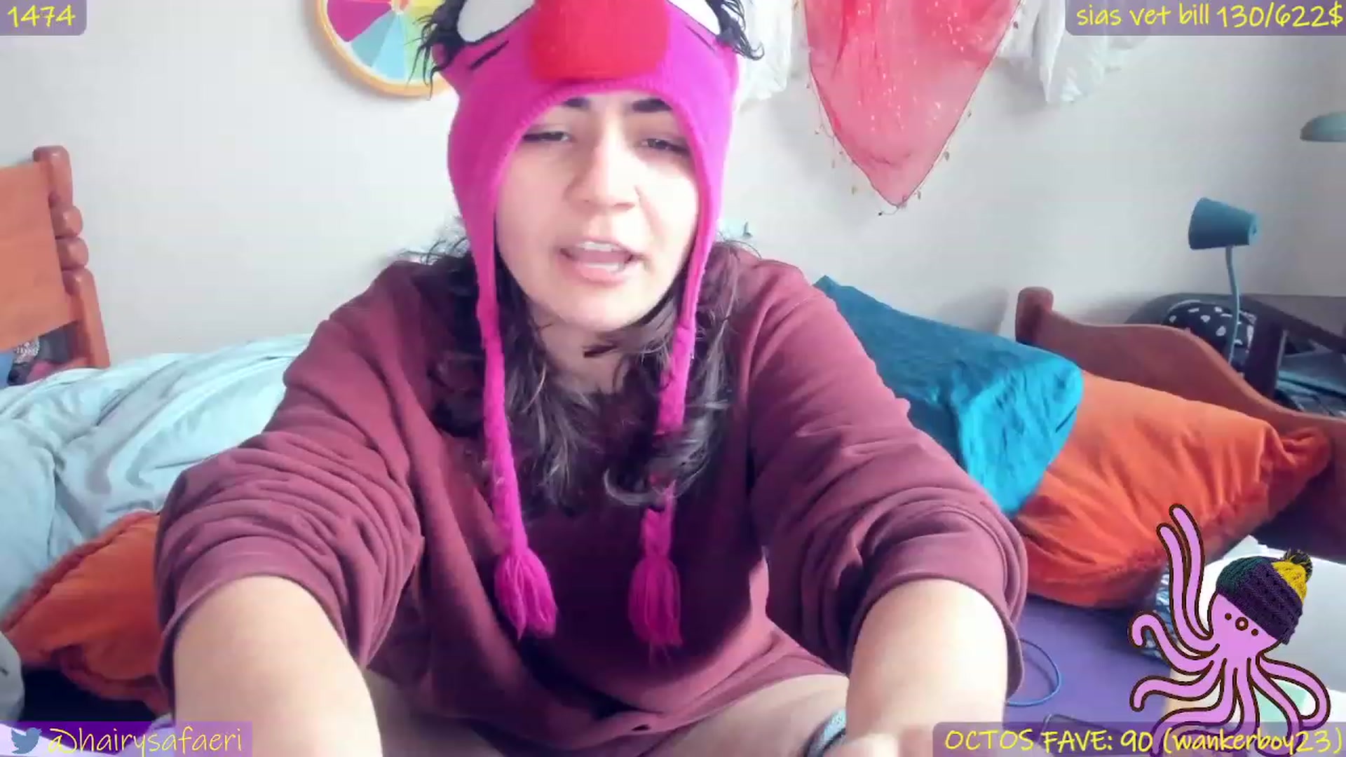 Gallery image thumbnail from HairySafaeri's myfreecams stream on, 12/24/2022, 18:45 image 6 of 20