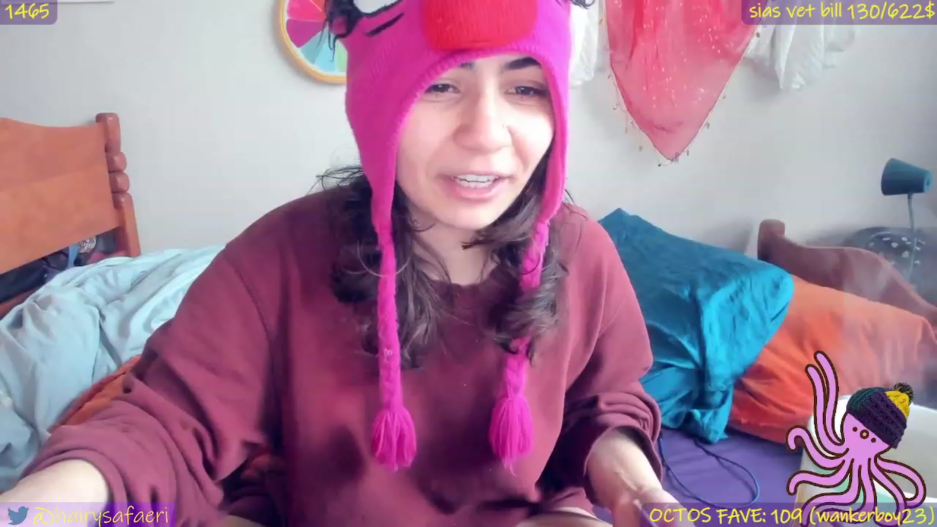 Gallery image thumbnail from HairySafaeri's myfreecams stream on, 12/24/2022, 18:45 image 9 of 20