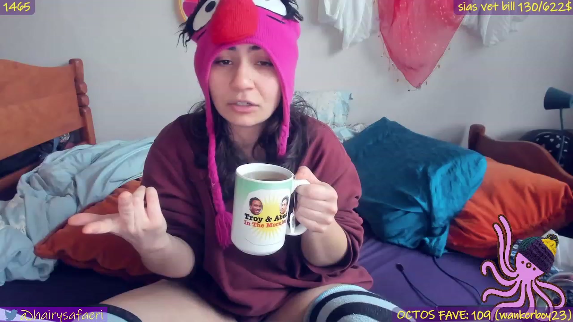 Gallery image thumbnail from HairySafaeri's myfreecams stream on, 12/24/2022, 18:45 image 15 of 20