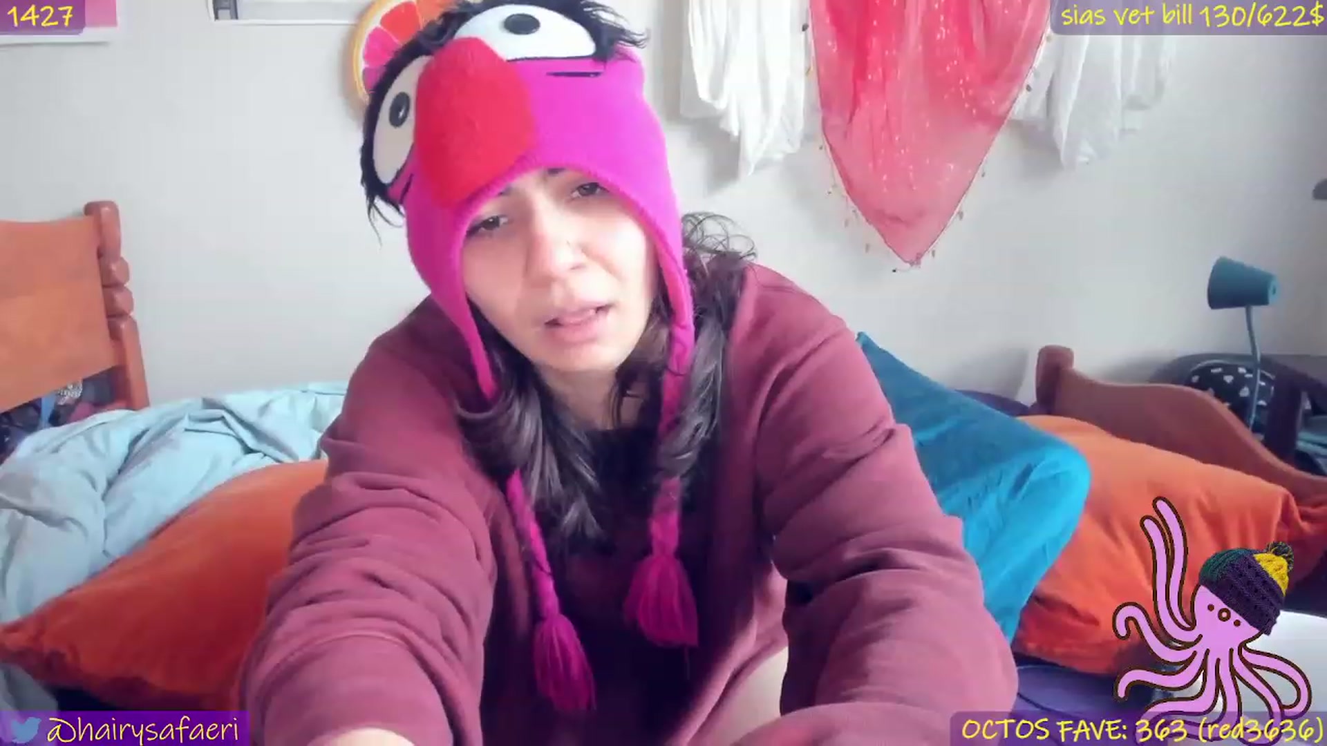 Gallery image thumbnail from HairySafaeri's myfreecams stream on, 12/24/2022, 20:10 image 8 of 20