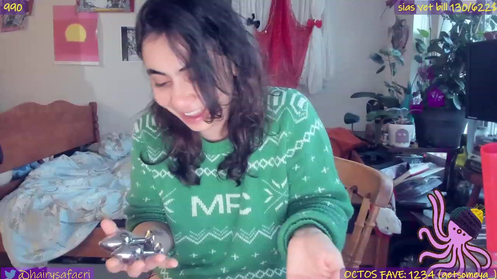 Gallery image thumbnail from HairySafaeri's myfreecams stream on, 12/25/2022, 23:45 image 9 of 20