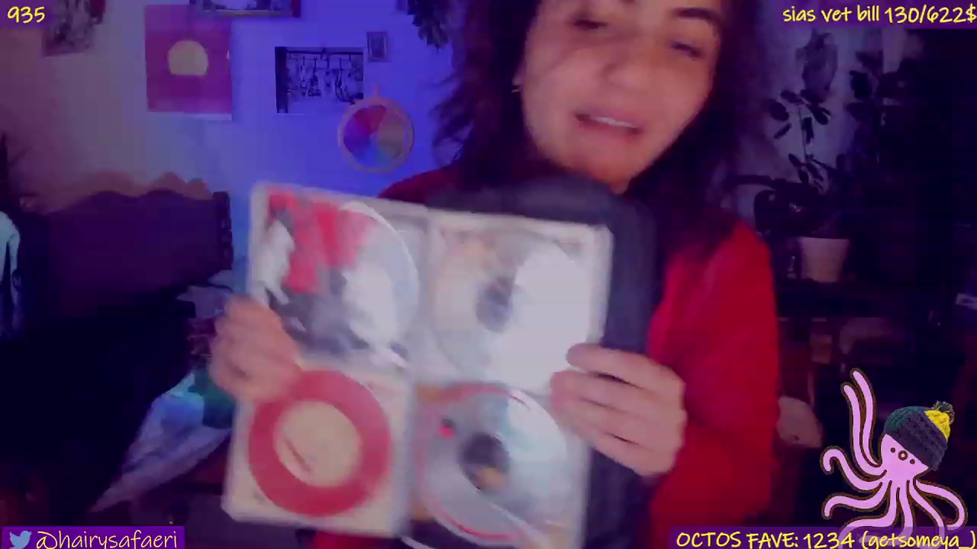 Gallery image thumbnail from HairySafaeri's myfreecams stream on, 12/26/2022, 03:23 image 13 of 20