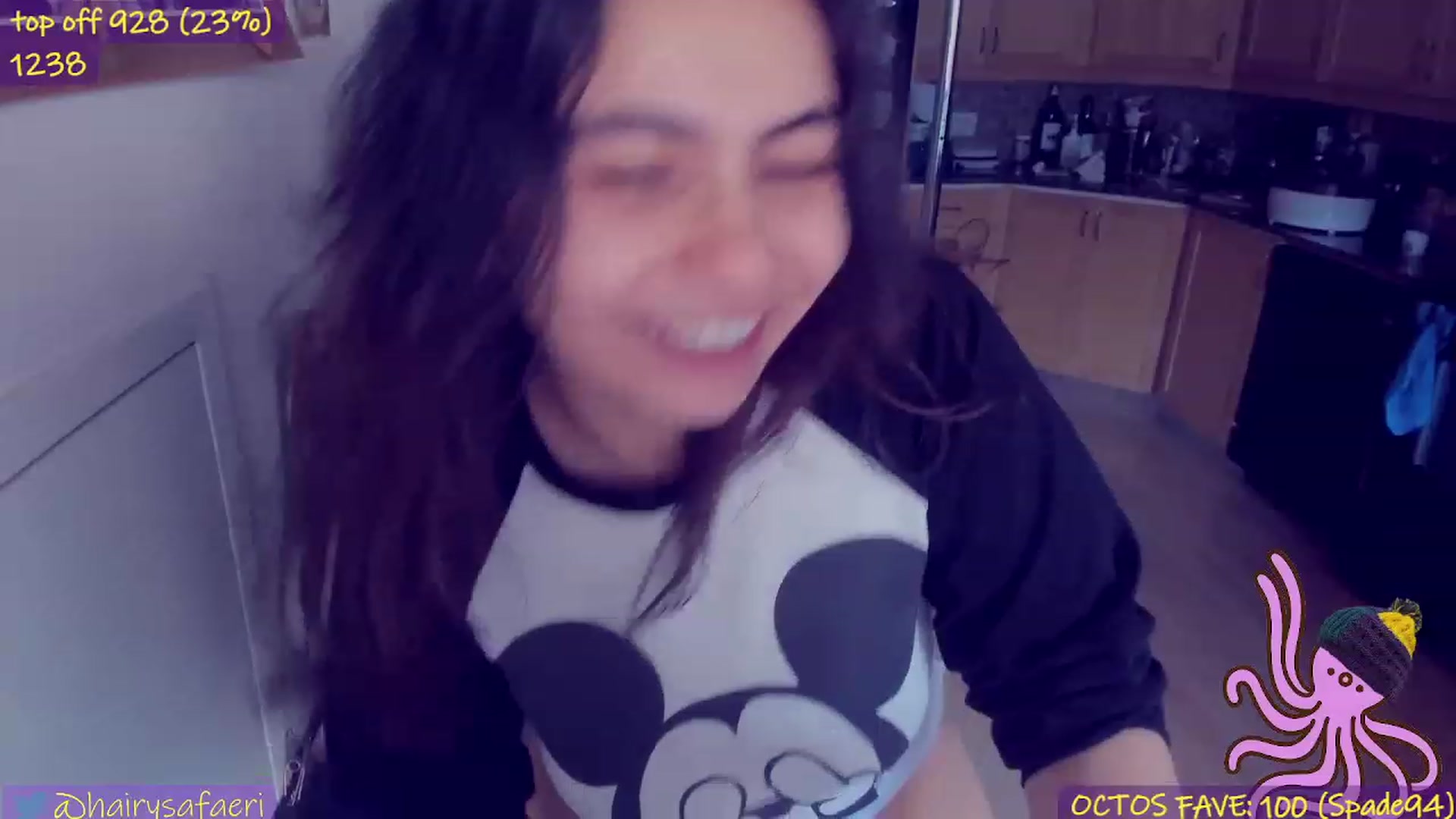 Gallery image thumbnail from HairySafaeri's myfreecams stream on, 01/16/2023, 19:40 image 15 of 20