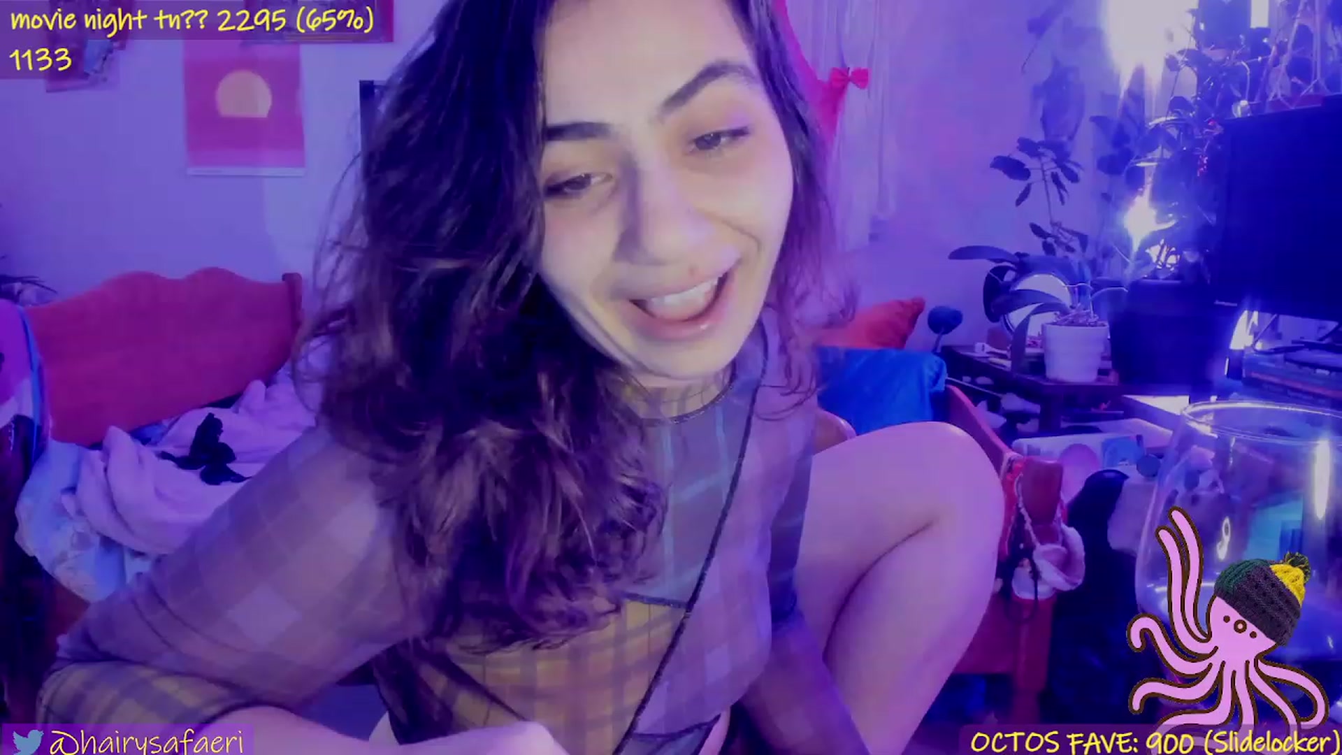 Gallery image thumbnail from HairySafaeri's myfreecams stream on, 01/23/2023, 02:05 image 18 of 20