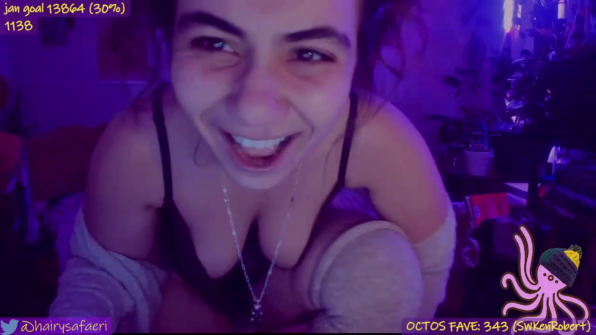 Gallery image thumbnail from HairySafaeri's myfreecams stream on, 01/30/2023, 24:07 image 14 of 20