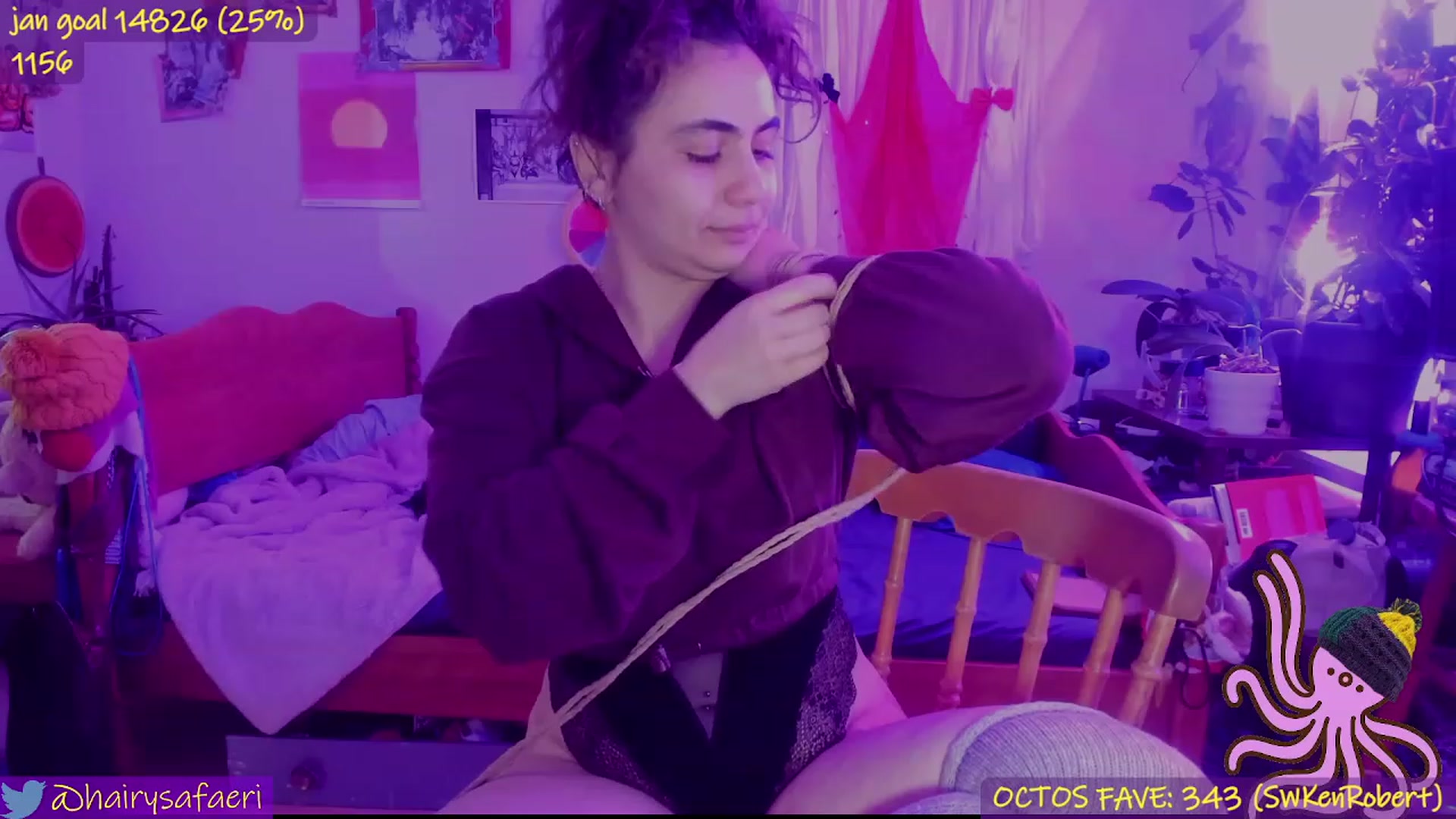 Gallery image thumbnail from HairySafaeri's myfreecams stream on, 01/30/2023, 24:07 image 6 of 20