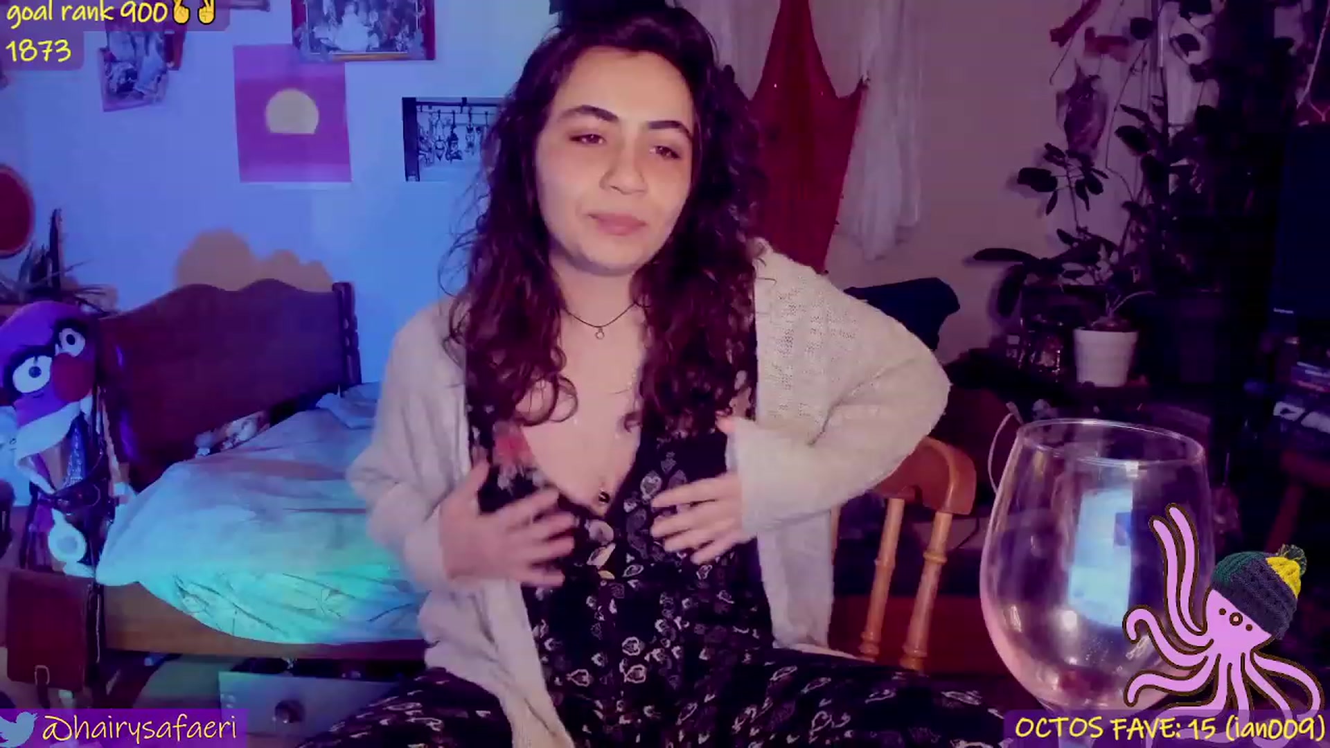Gallery image thumbnail from HairySafaeri's myfreecams stream on, 02/13/2023, 02:55 image 4 of 20