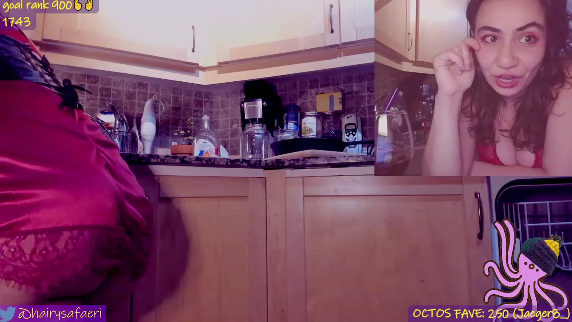 Gallery image thumbnail from HairySafaeri's myfreecams stream on, 02/15/2023, 01:34 image 13 of 20