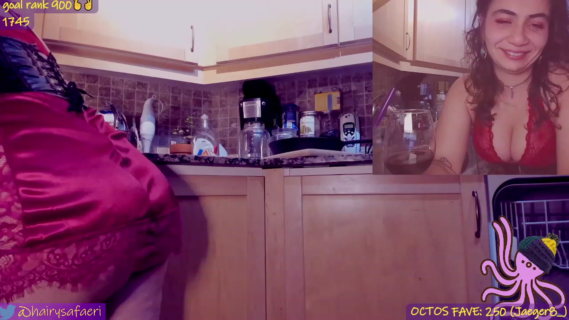 Gallery image thumbnail from HairySafaeri's myfreecams stream on, 02/15/2023, 01:34 image 14 of 20