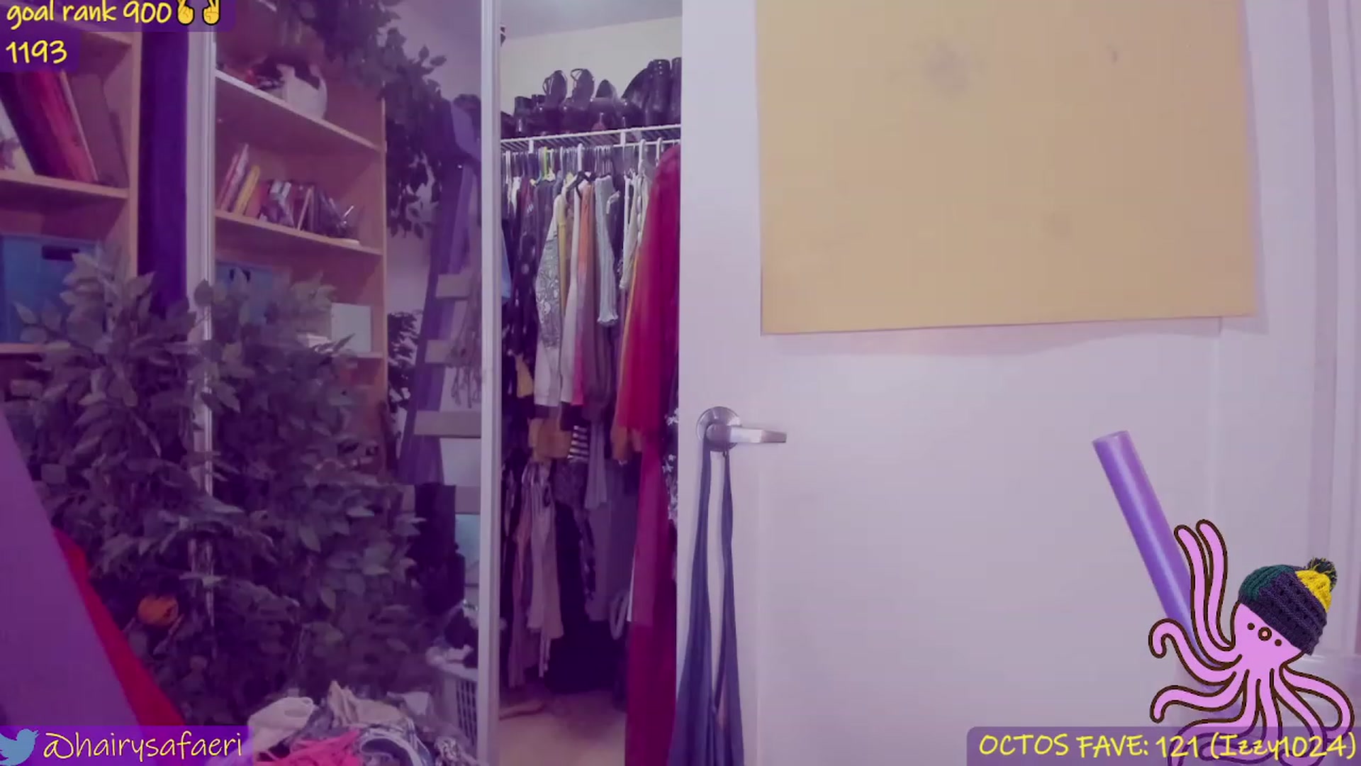 Gallery image thumbnail from HairySafaeri's myfreecams stream on, 02/23/2023, 19:35 image 13 of 20