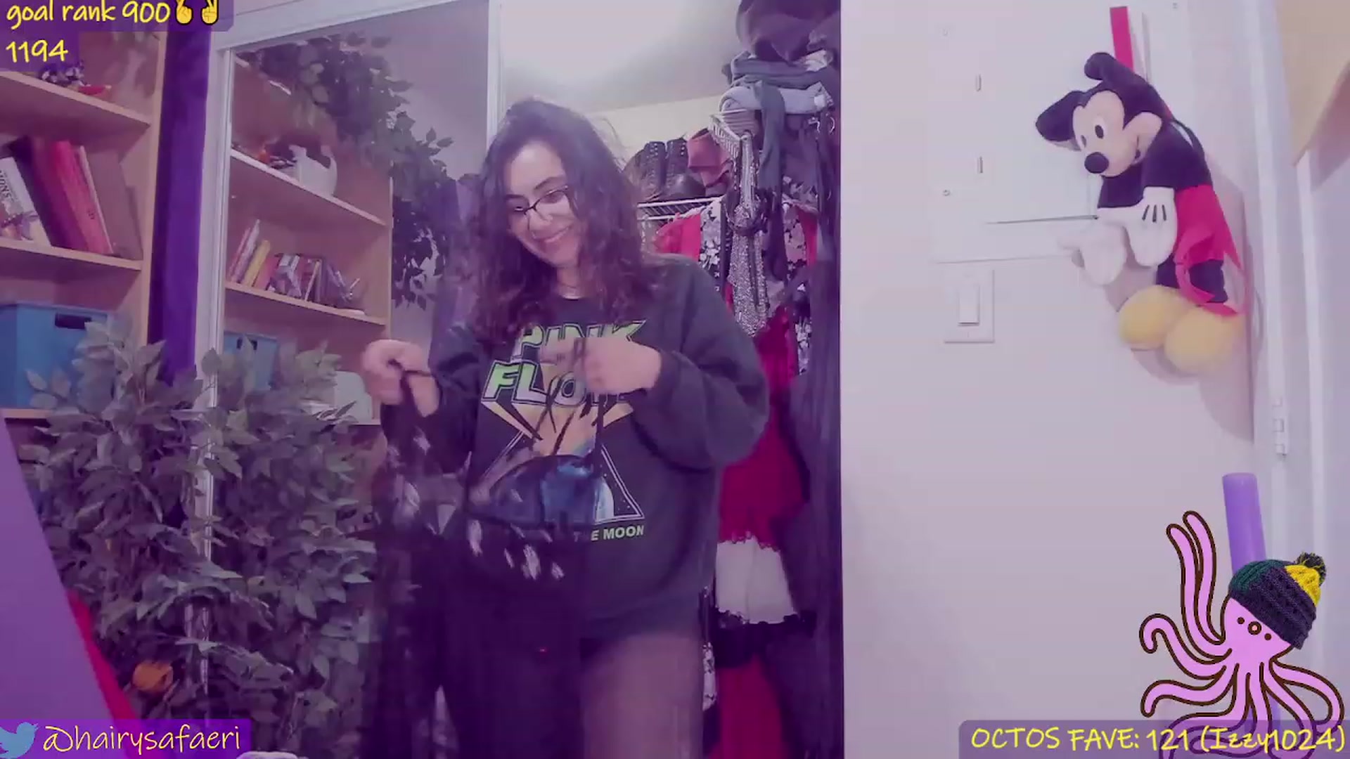 Gallery image thumbnail from HairySafaeri's myfreecams stream on, 02/23/2023, 19:35 image 3 of 20
