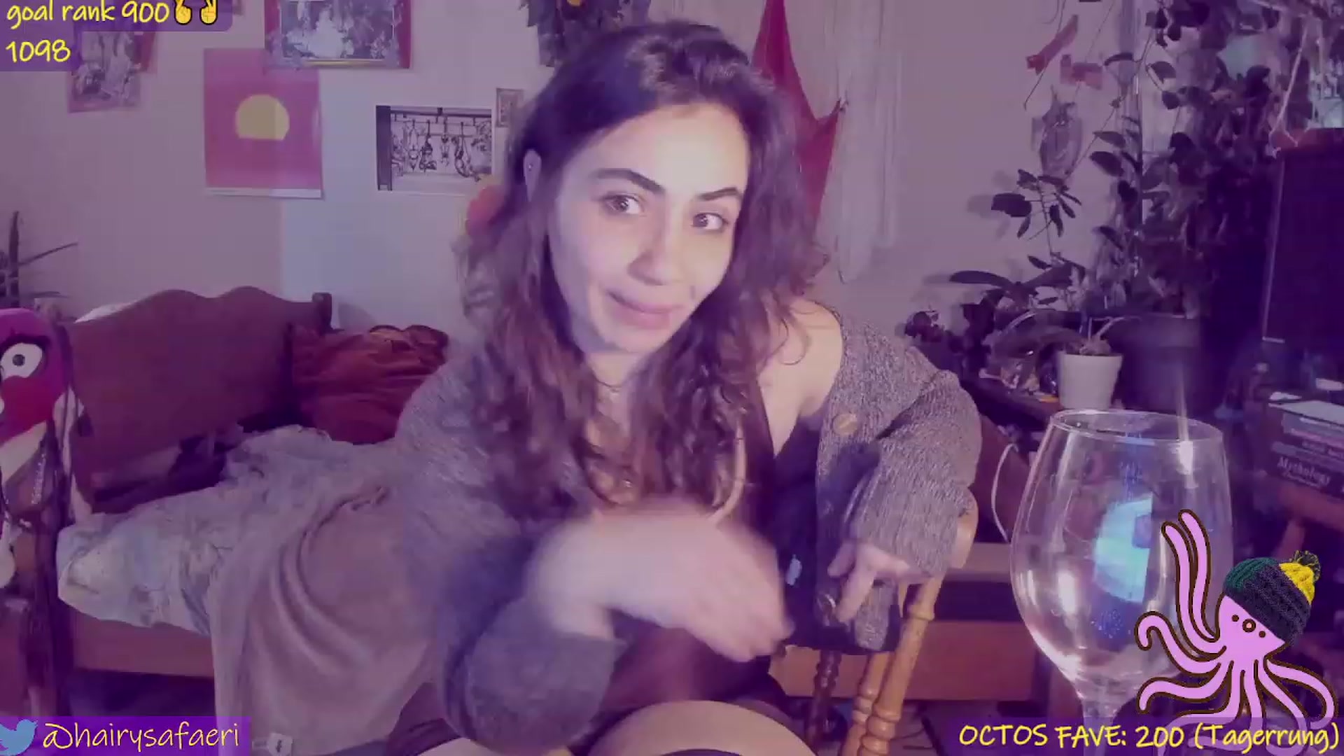 Gallery image thumbnail from HairySafaeri's myfreecams stream on, 02/24/2023, 24:05 image 17 of 20