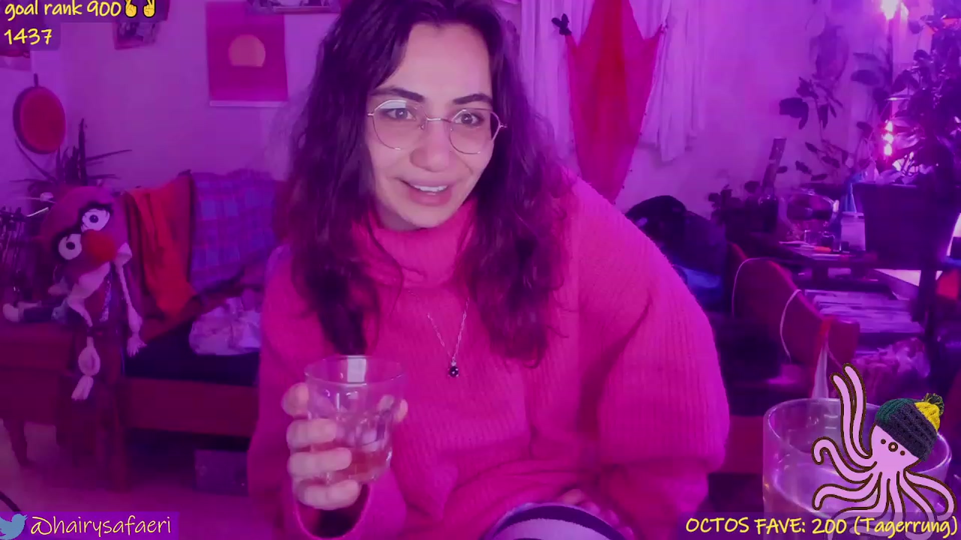 Gallery image thumbnail from HairySafaeri's myfreecams stream on, 03/03/2023, 03:06 image 9 of 20