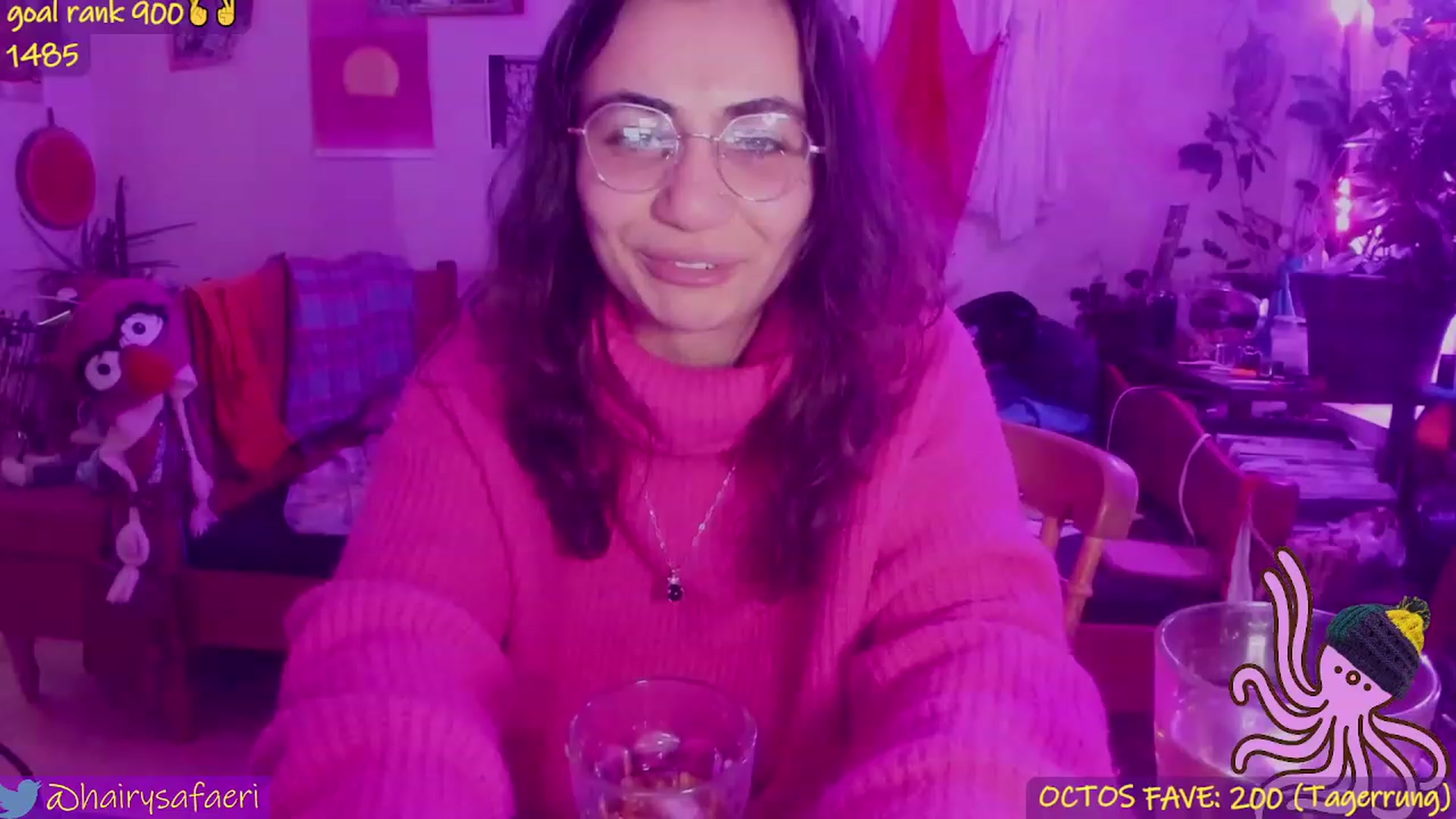 Gallery image thumbnail from HairySafaeri's myfreecams stream on, 03/03/2023, 03:06 image 7 of 20