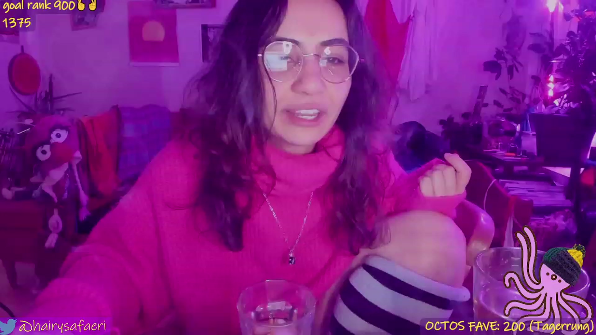 Gallery image thumbnail from HairySafaeri's myfreecams stream on, 03/03/2023, 03:06 image 12 of 20