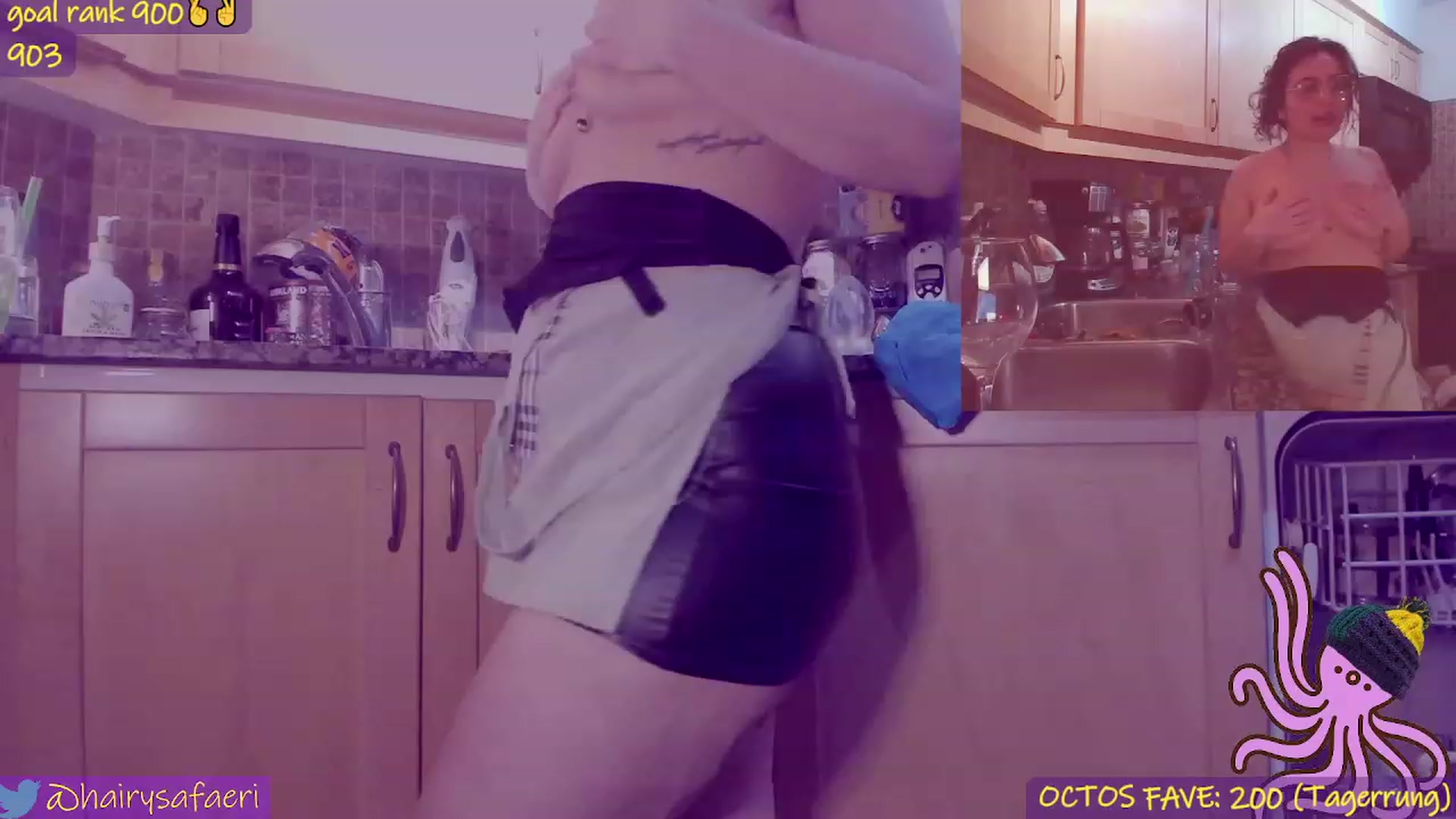 Gallery image thumbnail from HairySafaeri's myfreecams stream on, 03/15/2023, 01:42 image 14 of 20