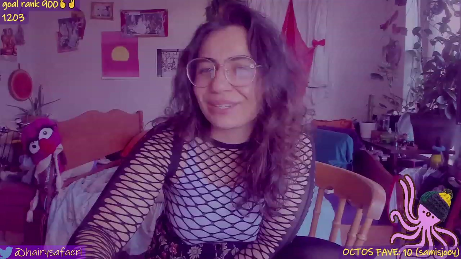 Gallery image thumbnail from HairySafaeri's myfreecams stream on, 03/19/2023, 23:30 image 13 of 20