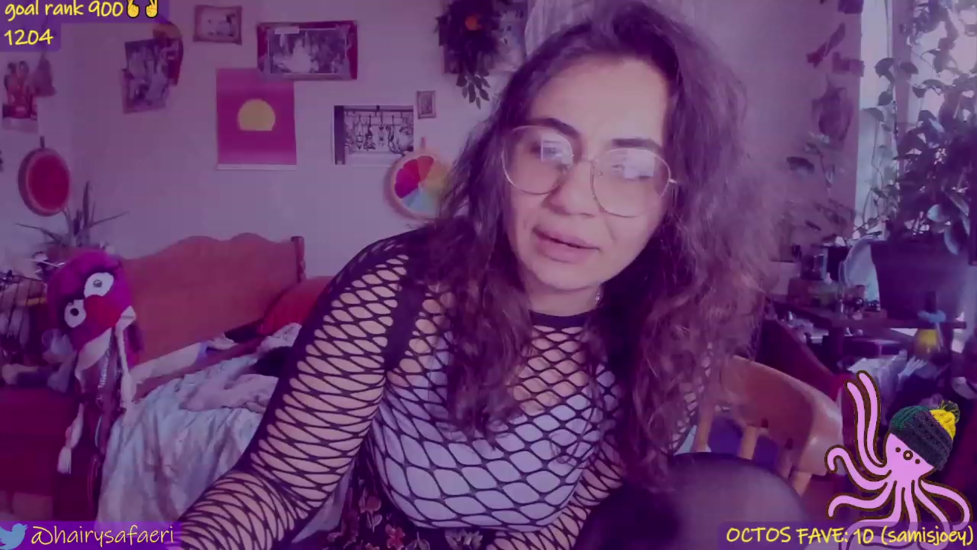 Gallery image thumbnail from HairySafaeri's myfreecams stream on, 03/19/2023, 23:30 image 15 of 20
