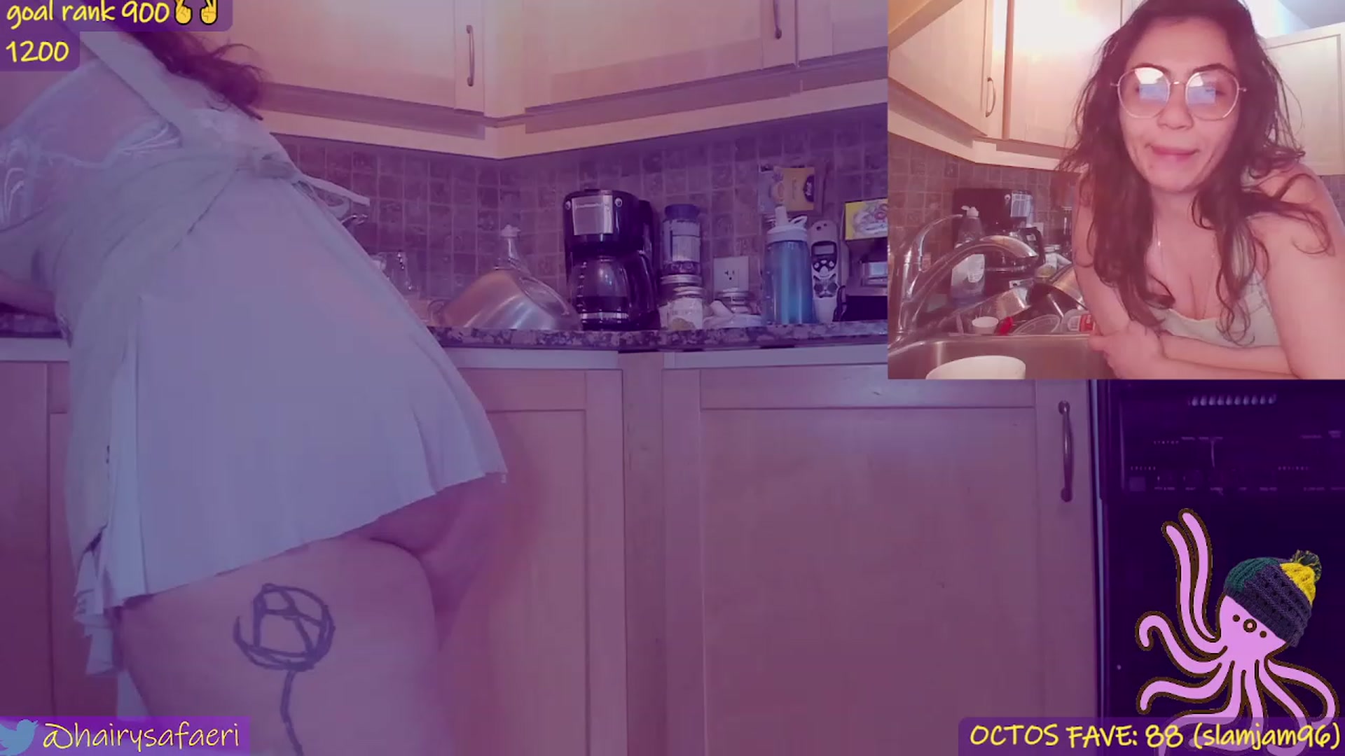 Gallery image thumbnail from HairySafaeri's myfreecams stream on, 03/22/2023, 15:29 image 19 of 20