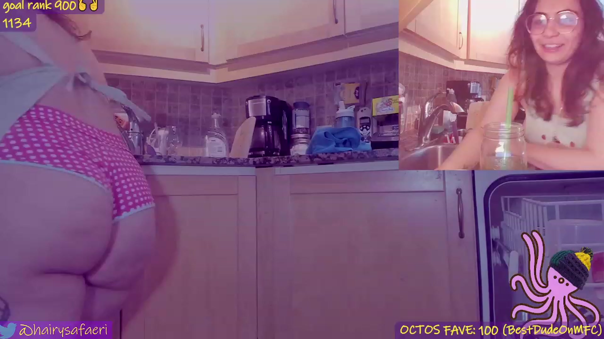 Gallery image thumbnail from HairySafaeri's myfreecams stream on, 03/22/2023, 17:04 image 6 of 20