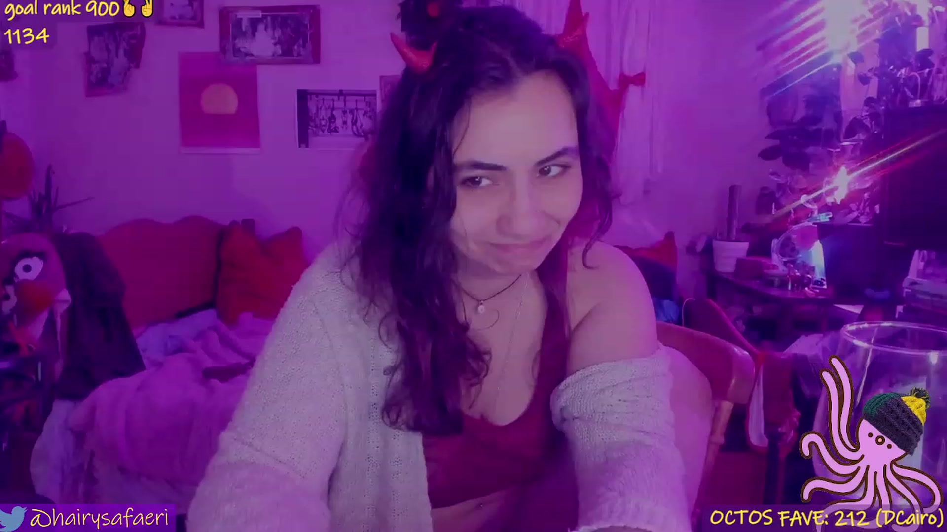 Gallery image thumbnail from HairySafaeri's myfreecams stream on, 03/24/2023, 01:00 image 15 of 20