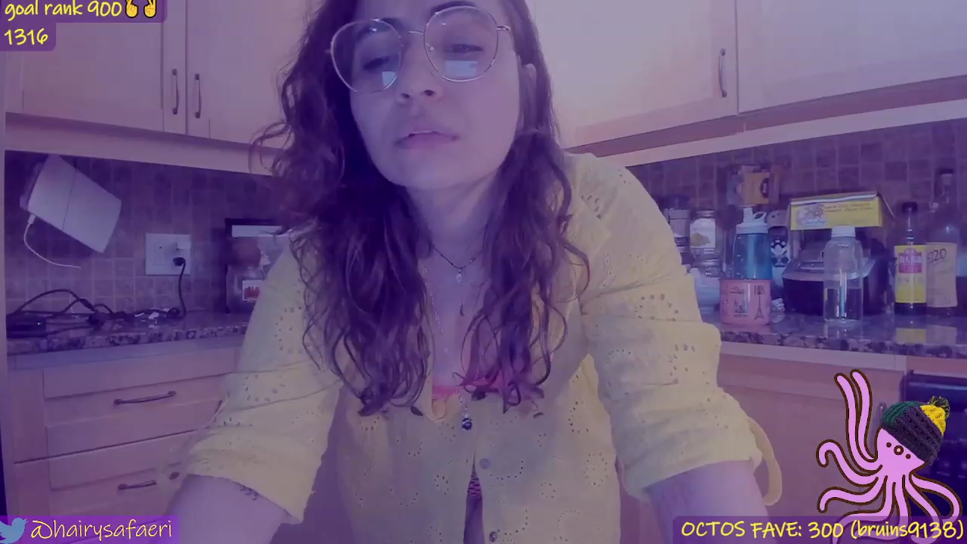 Gallery image thumbnail from HairySafaeri's myfreecams stream on, 03/29/2023, 03:24 image 3 of 20
