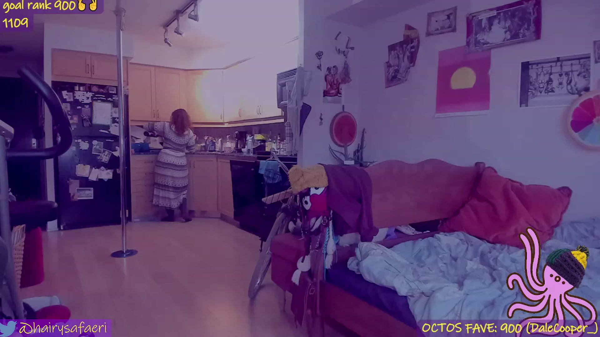 Gallery image thumbnail from HairySafaeri's myfreecams stream on, 03/31/2023, 24:03 image 4 of 20