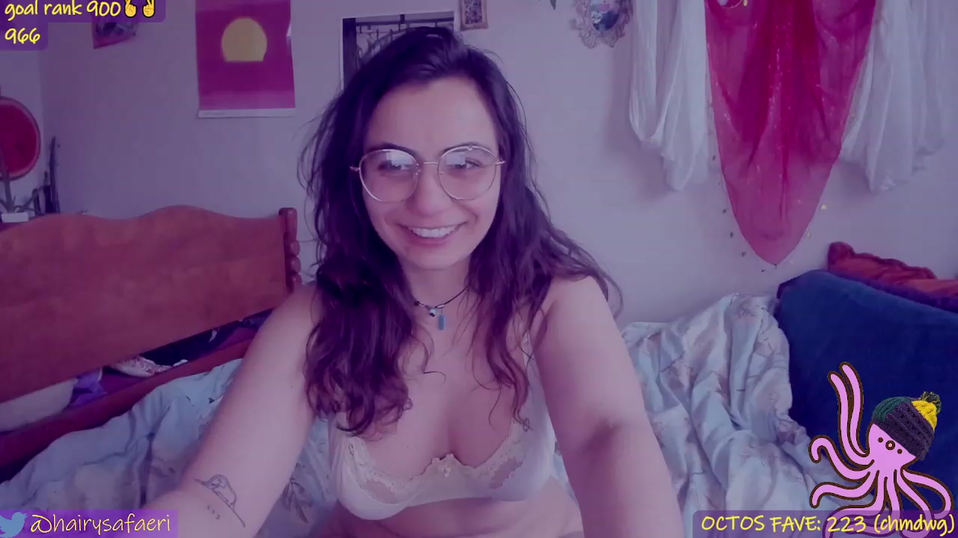 Gallery image thumbnail from HairySafaeri's myfreecams stream on, 03/31/2023, 18:29 image 1 of 20