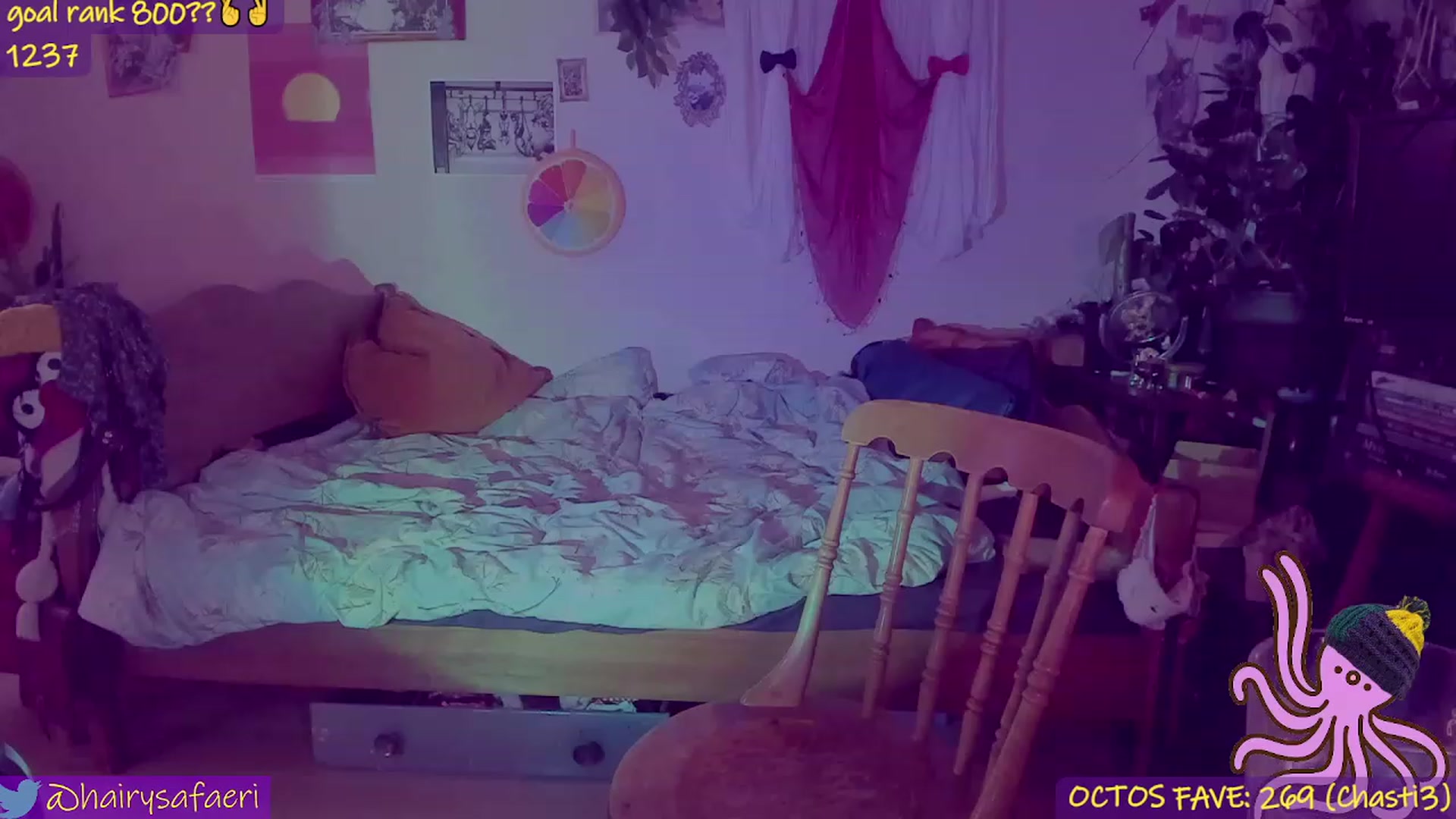 Gallery image thumbnail from HairySafaeri's myfreecams stream on, 04/06/2023, 01:13 image 10 of 20